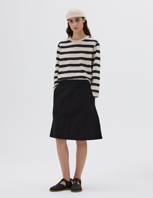 MHL. BUTTON BELT SKIRT | COTTON INDIGO | OFF BLACK