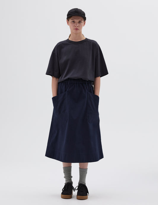 MHL. PATCH POCKET SKIRT | INDIGO COTTON PLAINWEAVE | INDIGO