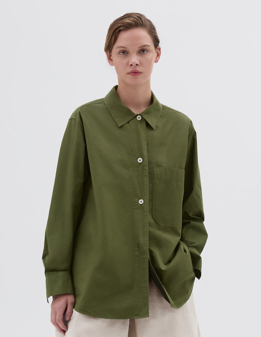 MHL. LONGLINE SHIRT | COMPACT COTTON POPLIN | GRASS