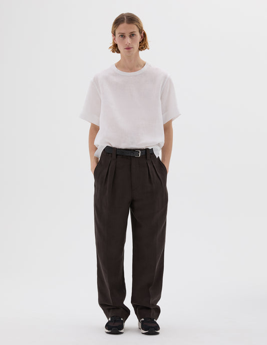 TWIN PLEAT TROUSERS | COMPACT LINEN TWILL | DARK BROWN