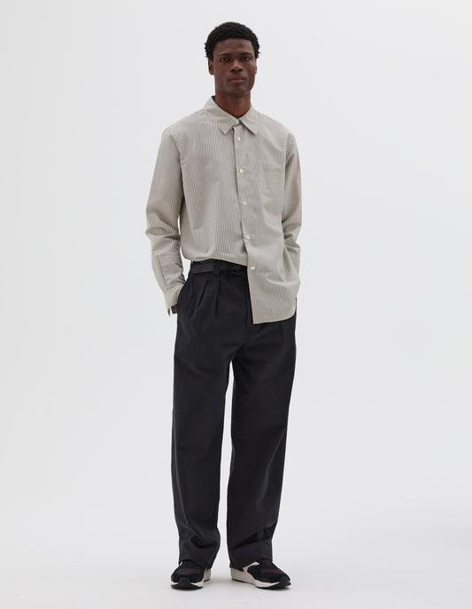 TWIN PLEAT TROUSERS | YARN DYE COTTON PLAINWEAVE | BLACK