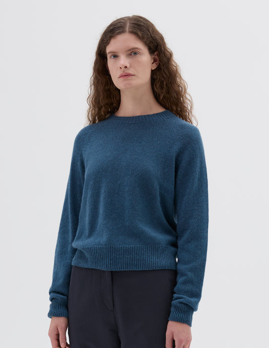 SHORT CLASSIC CREW NECK | ALPACA YAK | MINERAL BLUE