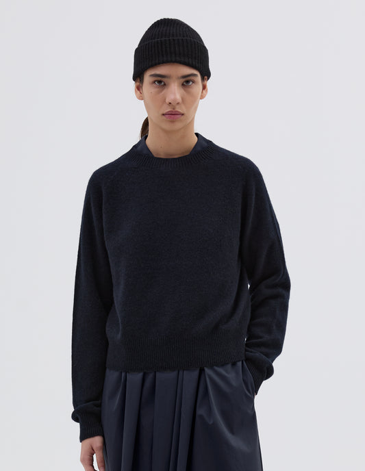 SHORT CLASSIC CREW NECK | CASHMERE TWIST

 | DARK NAVY TWIST