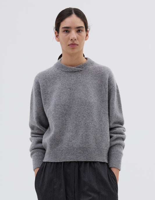 FULLY FASHIONED SWEATSHIRT | CASHMERE | FLANNEL