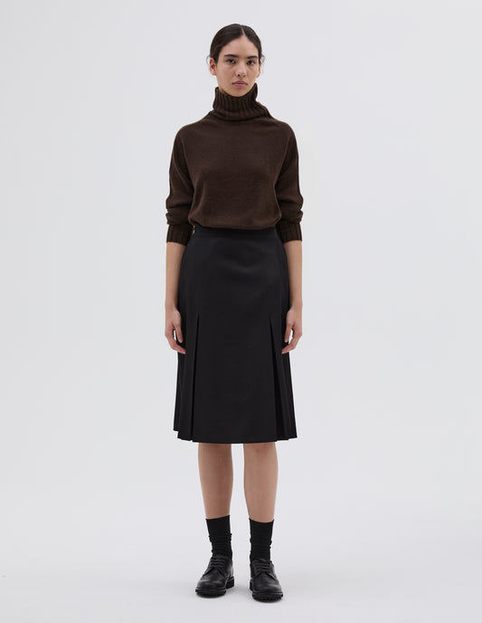 KICK PLEAT SKIRT | FLUID WOOL TWILL | BLACK